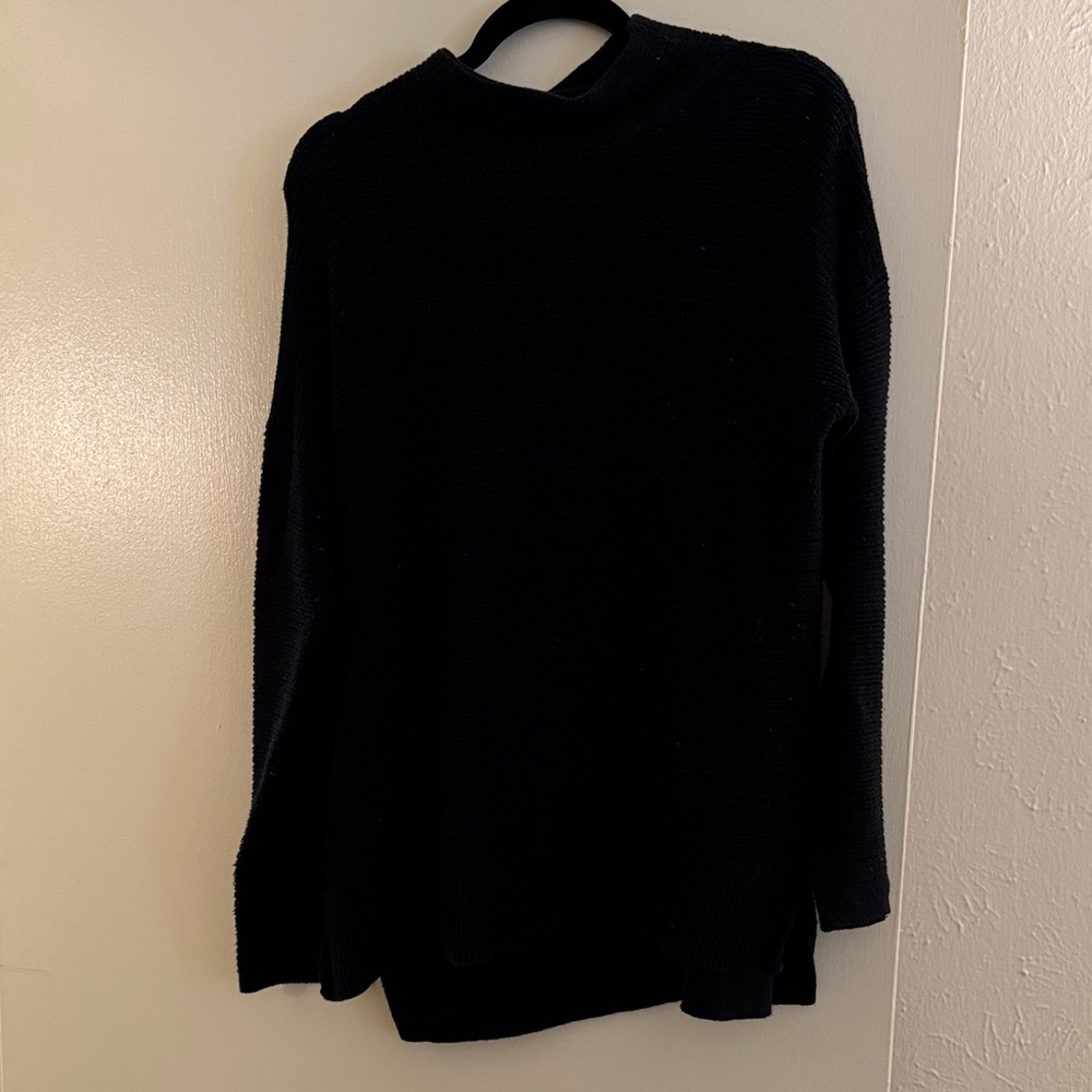 Old Navy Women’s Black Sweater